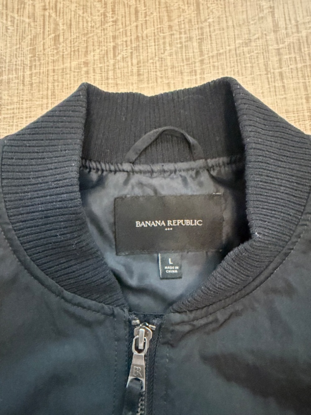 Banana Republic Nylon Bomber Jacket Black Full Zip Flight Jacket Men's Size Larg - Picture 3 of 3